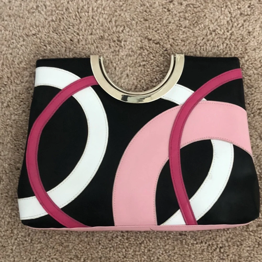 DONATE SOON!! - Picture 2 of 9